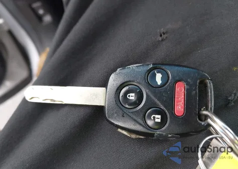 2010 Honda Pilot Ex-L z USA, uszkodzony, nr VIN 5FNYF4H69AB039870